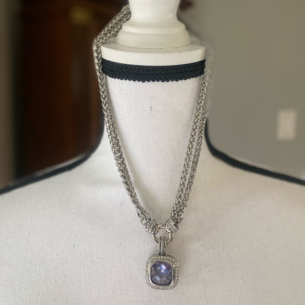 ROBLYN DESIGNS Stone Pendant Necklace - Picture 2 of 8